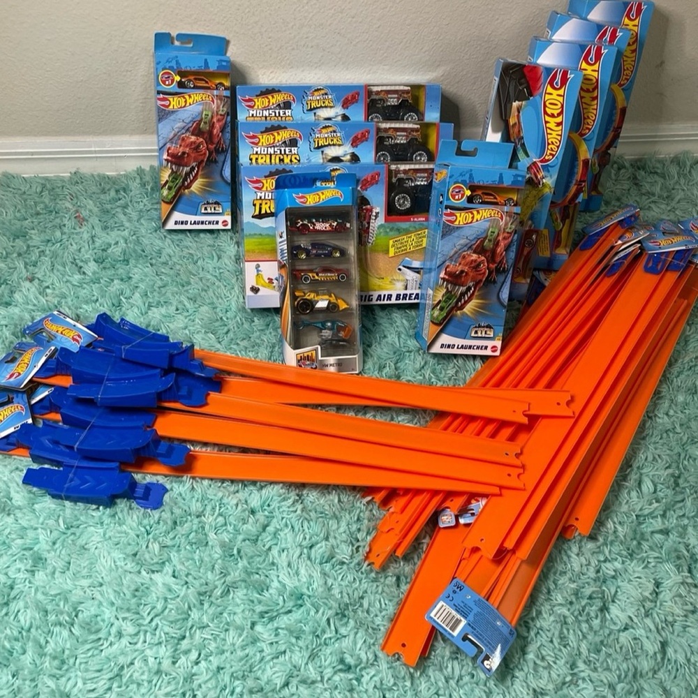 Hot Wheels Track Bundle Loop Star Big Air Breakout HW Metro 5-Pack MEGA BUNDLE